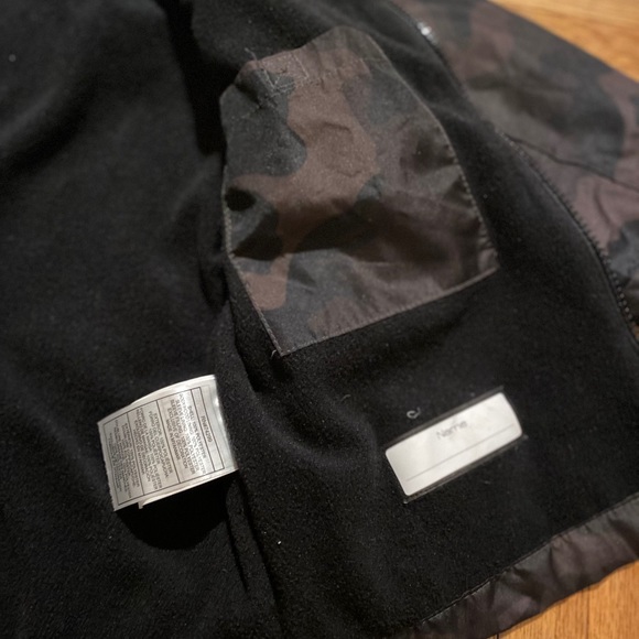 DKNY Jacket boys size 5-6 - Picture 4 of 5